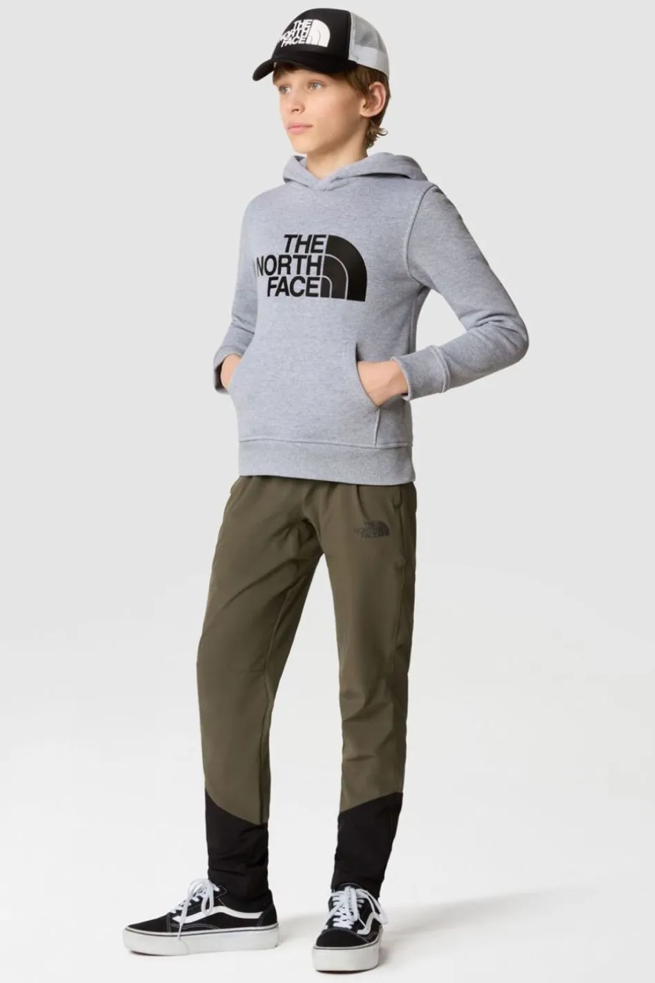 boys-drew-peak-pullover-hoodie-yGEpEBfn-4.webp New The North Face Boys Drew Peak Pullover Hoodie 14+