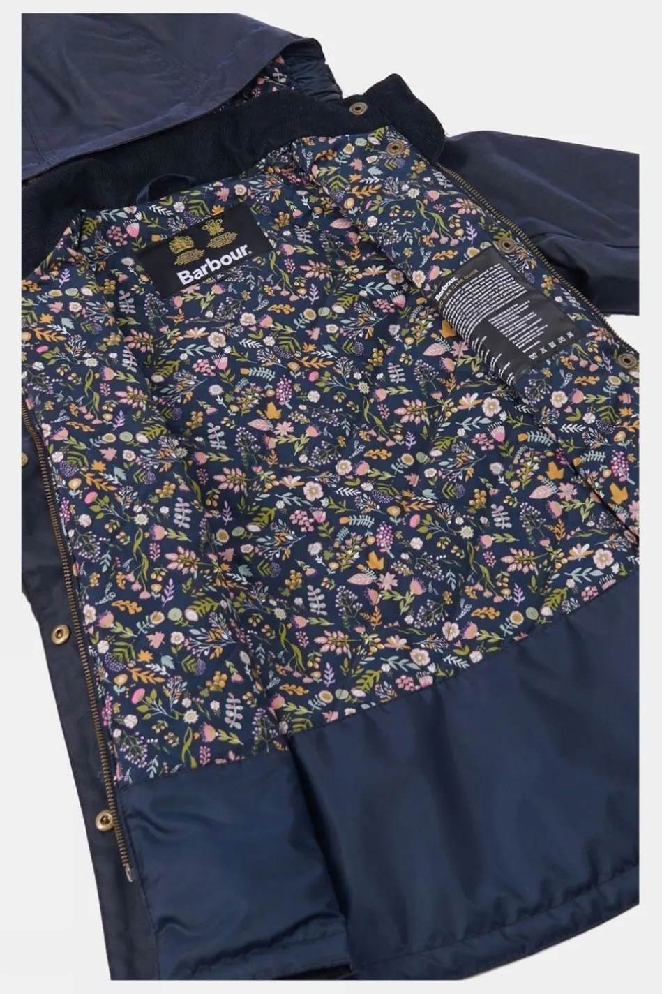 girls-cassley-waxed-jacket-SHGOpkQV-6.webp Outlet Barbour Girls Cassley Waxed Jacket