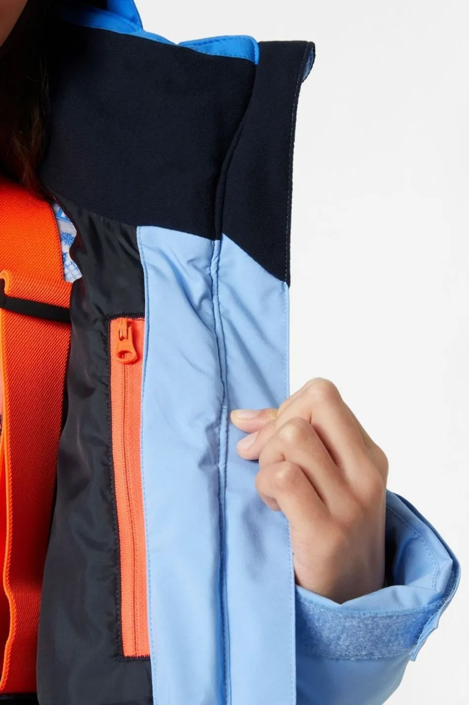 girls-diamond-ski-jacket-GHRPyEmp-5.webp New Helly Hansen Girls Diamond Ski Jacket