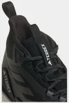 terrex-free-hiker-2-gtx-WnLYhMyW-0.webp