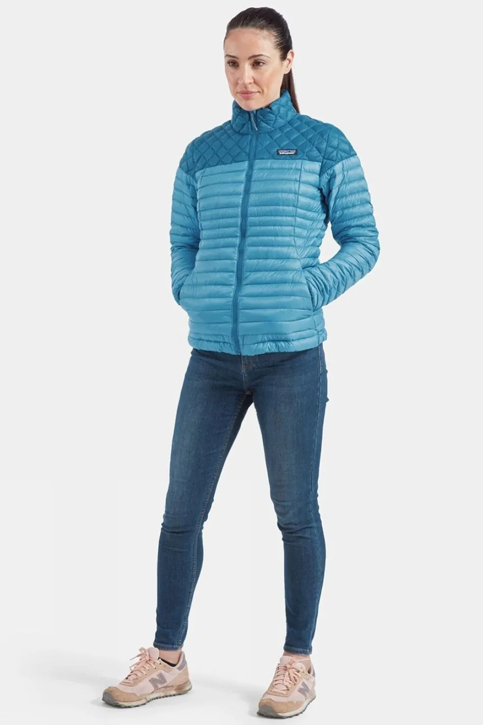 womens-alplight-down-jacket-czLEovKU-3.webp Outlet Patagonia Womens Alplight Down Jacket