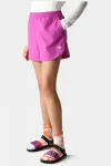 womens-class-v-shorts-oMGcWeKA-0.webp
