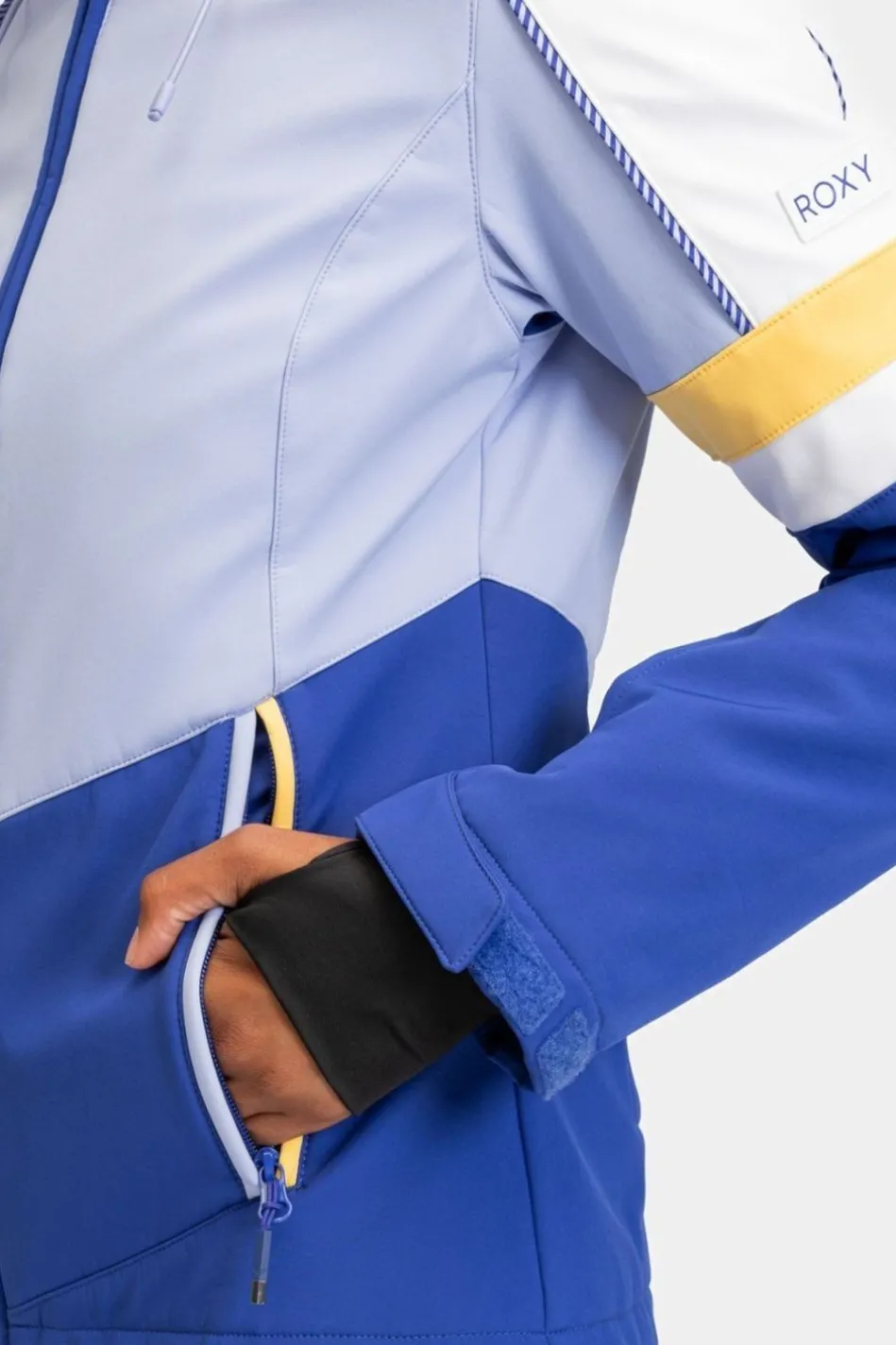 womens-peak-chic-softshell-sno-wdWKDVjb-5.webp New Roxy Womens Peak Chic Softshell Snow Jacket