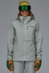 womens-untracked-jacket-WGGYvPuI-0.webp