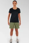 womens-vardag-shorts-rTIeoZnG-0.webp